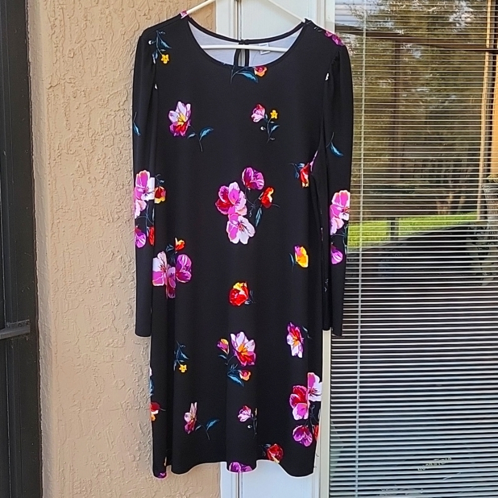 Womensdress, size XL,  by OLD NAVY, black with flowers